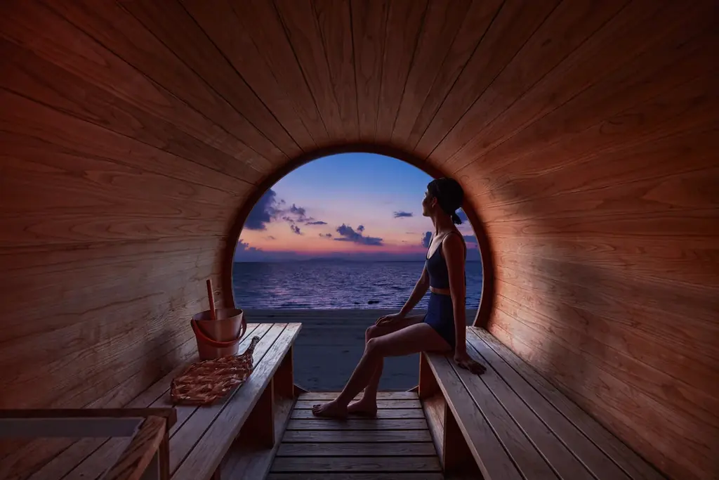 12月1日開始｜小浜島で夕暮れに香るさとうきびサウナ