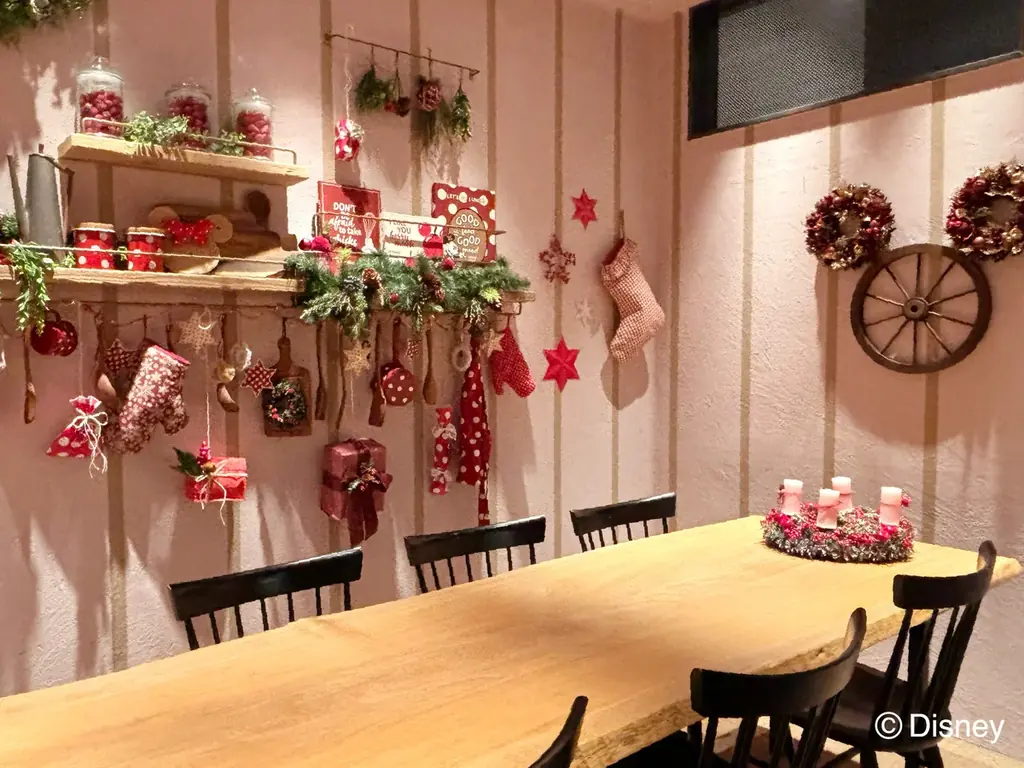 【ディズニーの世界観で楽しむクリスマス】「Disney HARVEST MARKET」でクリスマス限定メニューやグッズを販売 画像 16