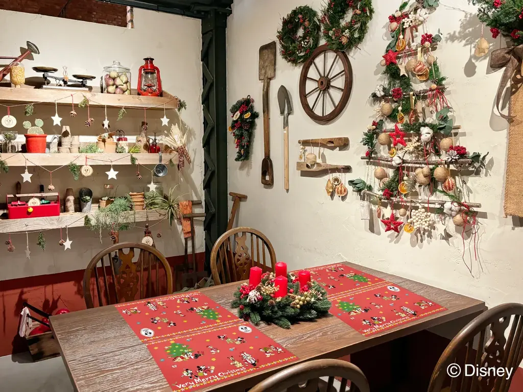 【ディズニーの世界観で楽しむクリスマス】「Disney HARVEST MARKET」でクリスマス限定メニューやグッズを販売 画像 9