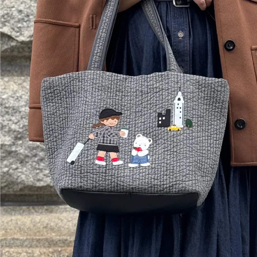 familiar×pionunnal 第３弾 機能性に優れたバッグやマルチケースのコラボ限定モデル３型が新登場! 旅行をテーマにNY・パリ・ハワイをモチーフにした全3色のアイテムを展開 画像 5