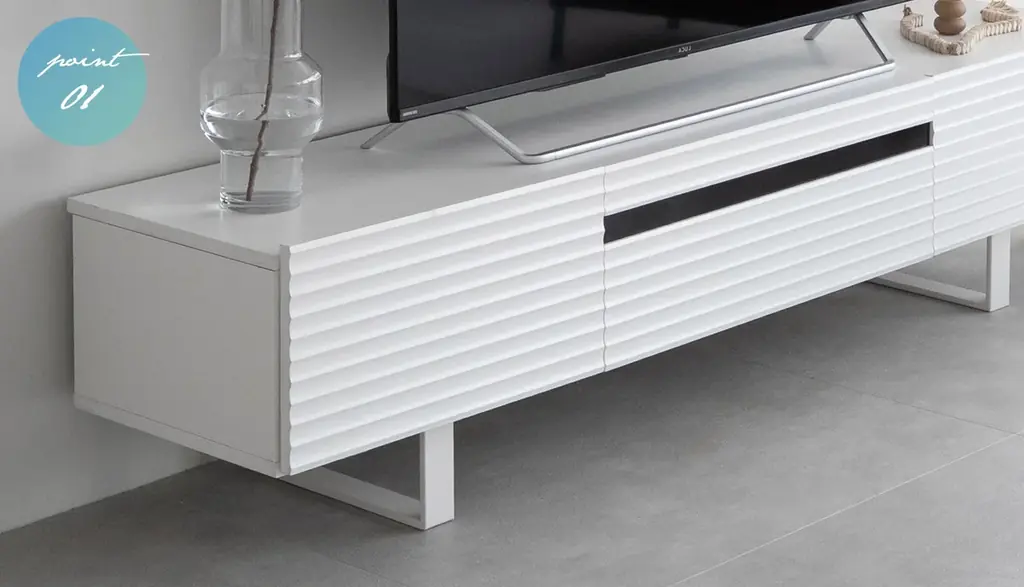 白の波目デザインが洗練された印象のTVボード【stria ストリア】が新登場！取り入れやすいミドルレンジの価格で高級感のある洗練された空間を実現 画像 3