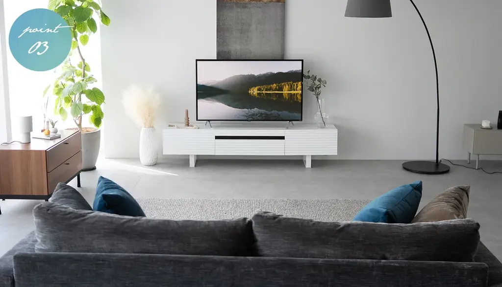 白の波目デザインが洗練された印象のTVボード【stria ストリア】が新登場！取り入れやすいミドルレンジの価格で高級感のある洗練された空間を実現 画像 6