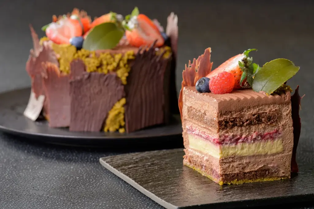 【鳥羽国際ホテル】サンタクロースやトナカイ、ツリーなど勢ぞろい！　～自分へのご褒美“クリスマスアフタヌーンティー”～ 画像 5