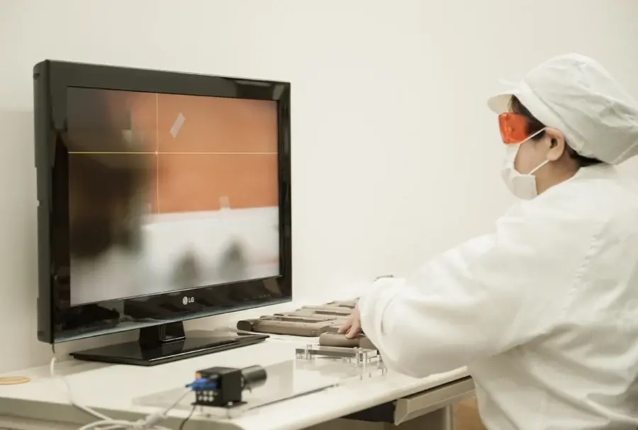 撃っても飾っても本格派。実銃規格のアメリカ射撃訓練用レーザーガンダーツ 画像 8