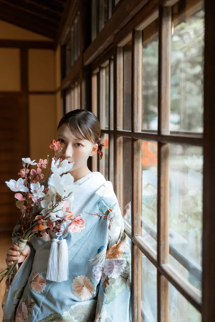 花嫁の夢、解禁。伝統を纏う”色打掛”がSNS世代の心に火をつける。 画像 2