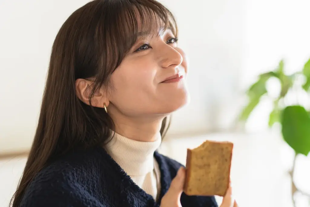 大人のご褒美スイーツ「BASE Pound Cake」シリーズ新登場！「BASE Pound Cake アールグレイ」2025年11月12日（水）新発売 画像 3