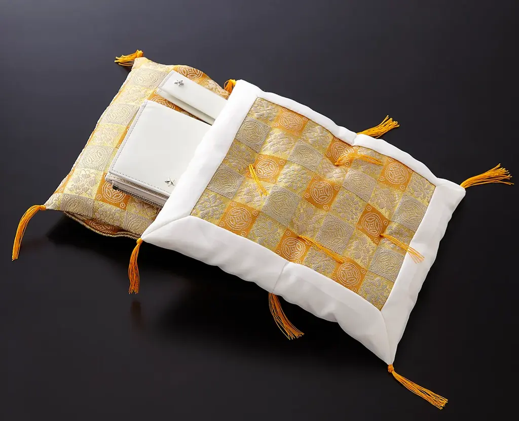 【高島屋の福袋】2026年新春「限定福袋」を公開！「一口馬主」の気分が味わえる！午年ならではの「推し活」福袋や、開運招福、ラグジュアリーな純金、”動く別荘”トレーラーハウスなどが高島屋の福袋に！ 画像 3