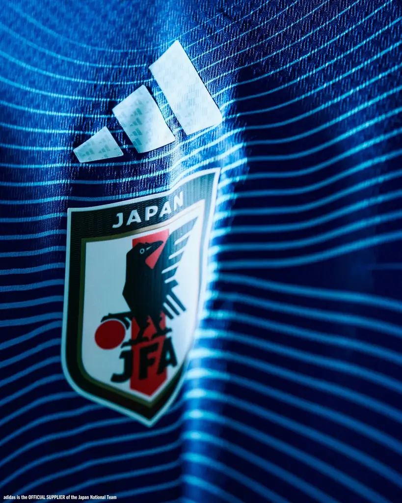 さあ、日本中を熱狂の渦へ。もっと、先へ。アディダス「サッカー日本代表 2026 ホーム ユニフォーム」発表 画像 4
