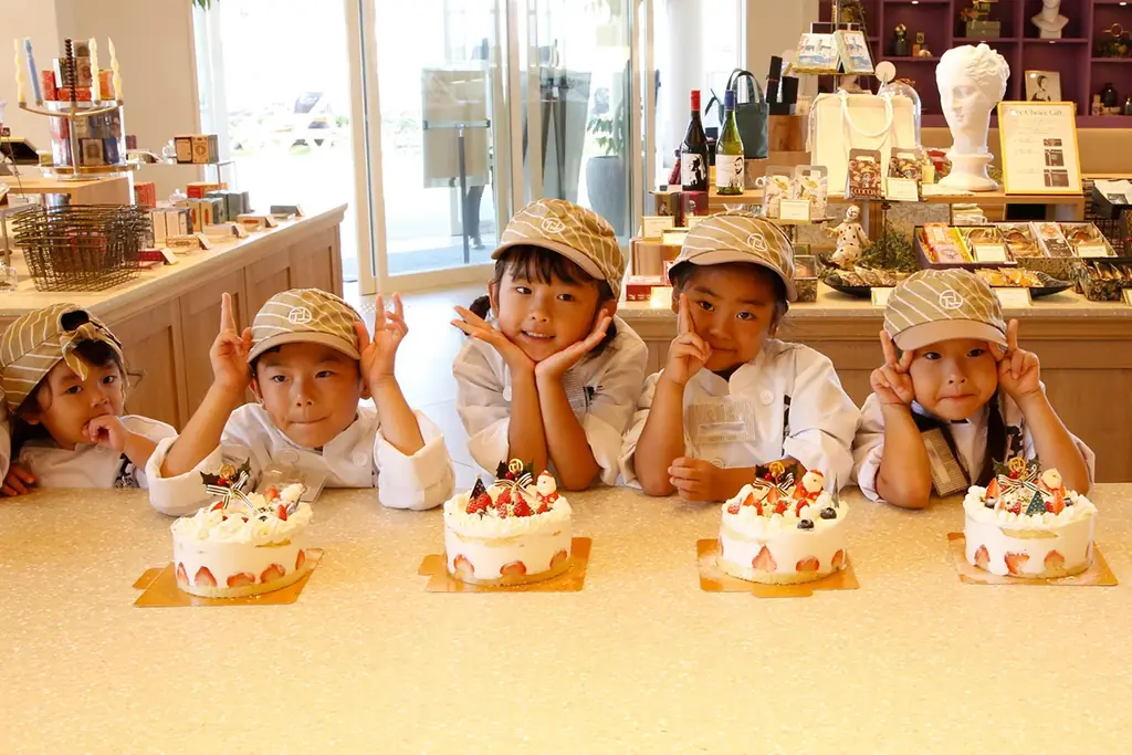 【クリスマスケーキを作ろう！】キッズパティシエ体験が出来るTOOTH TOOTHのスイーツ作りイベント『KIDS KITCHEN』2025年12月に開催！ 画像 1