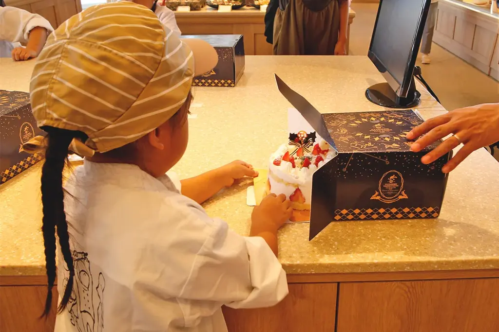 【クリスマスケーキを作ろう！】キッズパティシエ体験が出来るTOOTH TOOTHのスイーツ作りイベント『KIDS KITCHEN』2025年12月に開催！ 画像 5