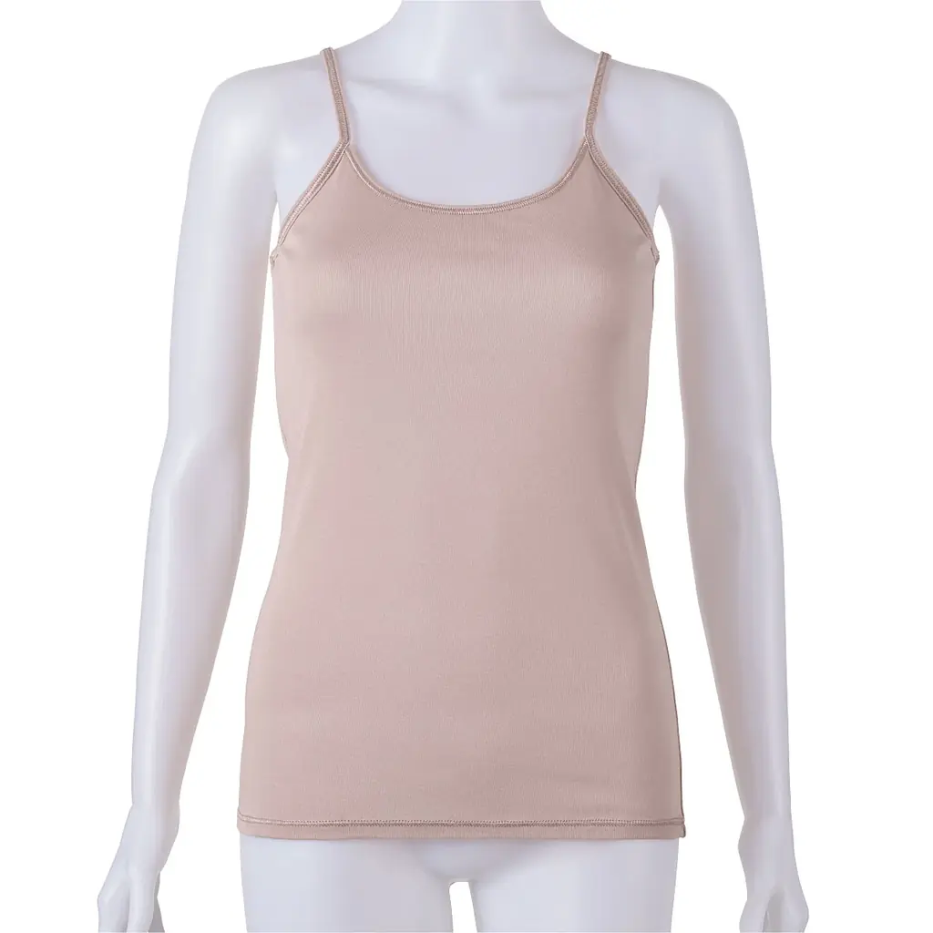 発想から約３年かけて誕生！老舗日本酒ブランド「菊正宗」とコラボレーションした第三の冬インナー『しっとり保湿インナー（キャミソール、ノースリーブ、3分袖、8分袖）』がセシールから新発売。 画像 3