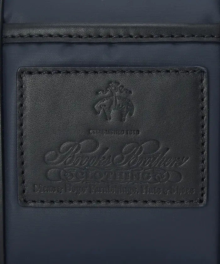 「ハンティングワールド」創設 60 周年を飾るコラボレート 「ブルックス ブラザーズ」との協業で生まれたアメリカントラッドバッグ 画像 6