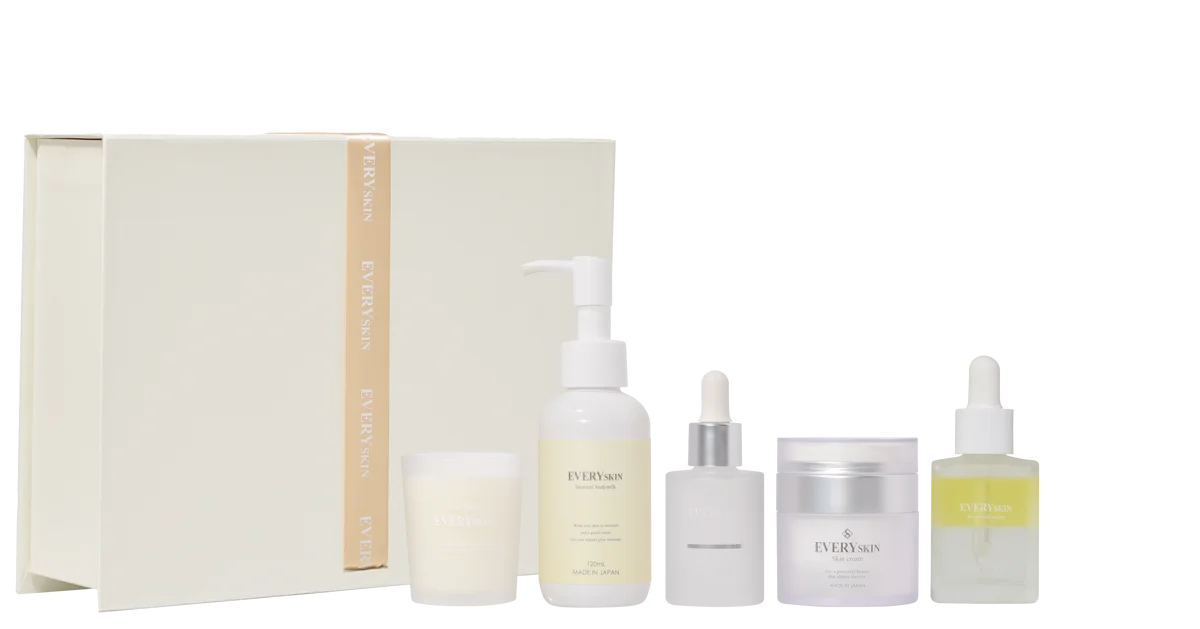 【EVERYSKIN Holiday Collection 2025】―心と肌に静けさを灯す、特別な季節のスキンケアを2025年11月21日(金)より限定発売 画像 3