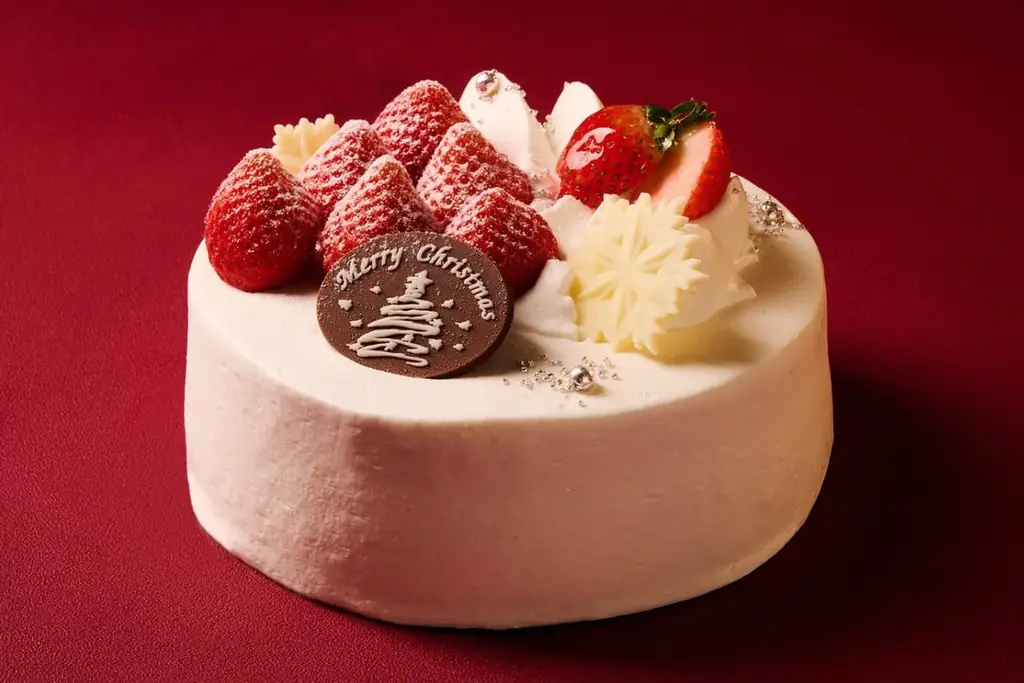 【ラグナガーデンホテル】ショコラづくしのクリスマスケーキから沖縄県産食材にこだわったシュトーレンまで。ラグナのクリスマスケーキ・コレクション2025 画像 3