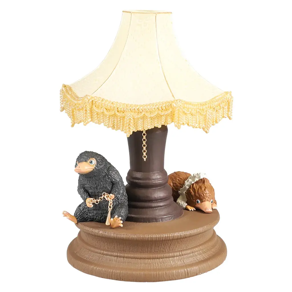 2025年11月7日(金)より「ハリー・ポッター　マホウドコロ」にて、『ファンタスティック・ビースト』に登場する魔法動物ベビーニフラーたちの様子を表現したランプを販売 画像 2