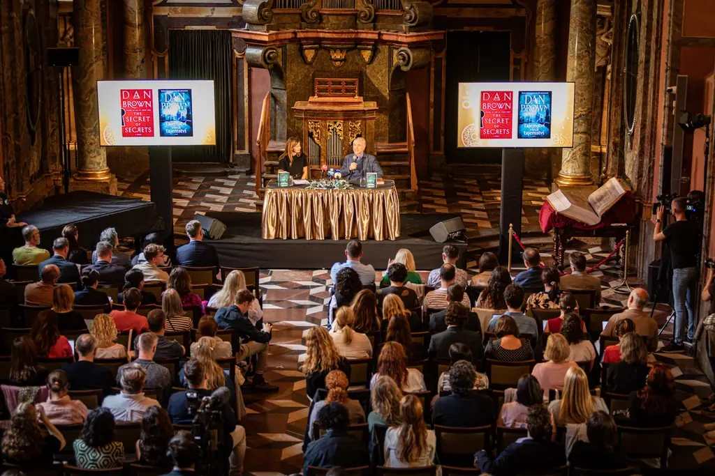 ダン・ブラウン最新作『シークレット・オブ・シークレッツ』刊行記念　プラハ記者会見レポート 画像 2