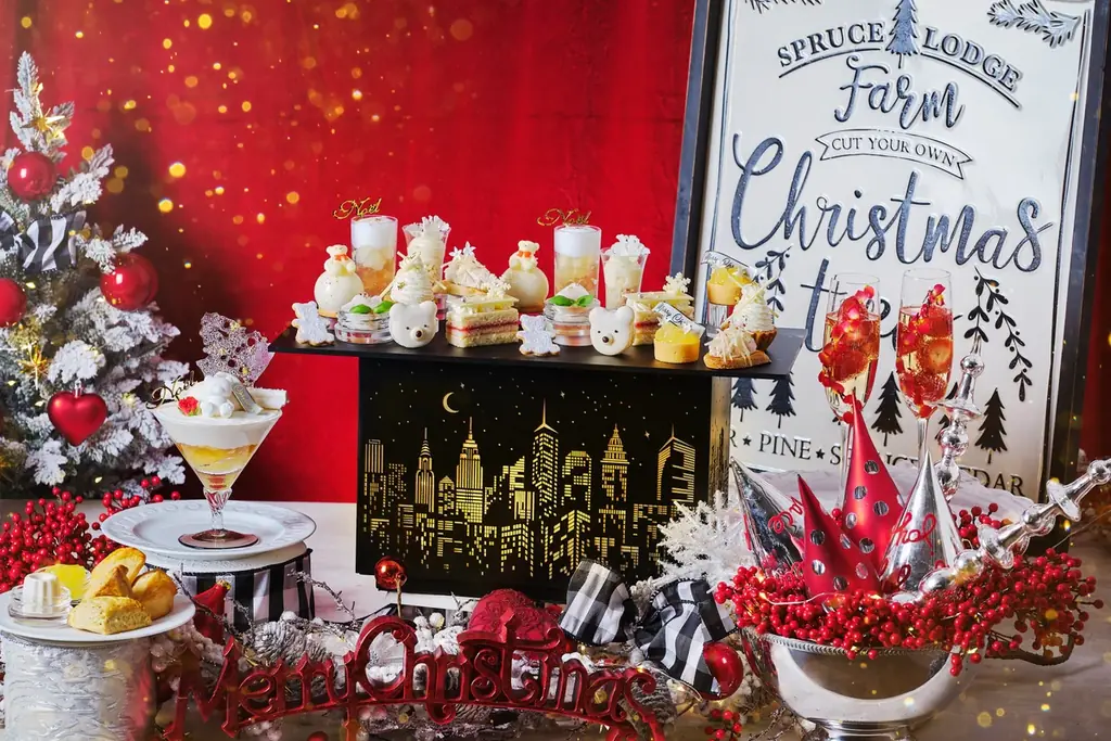 真っ白な雪が降り積もる幻想的な冬景色と愛らしい白くまが主役のクリスマススイーツ『ホワイトベアのクリスマスアフタヌーンティー』全国5都市で期間限定販売 画像 1