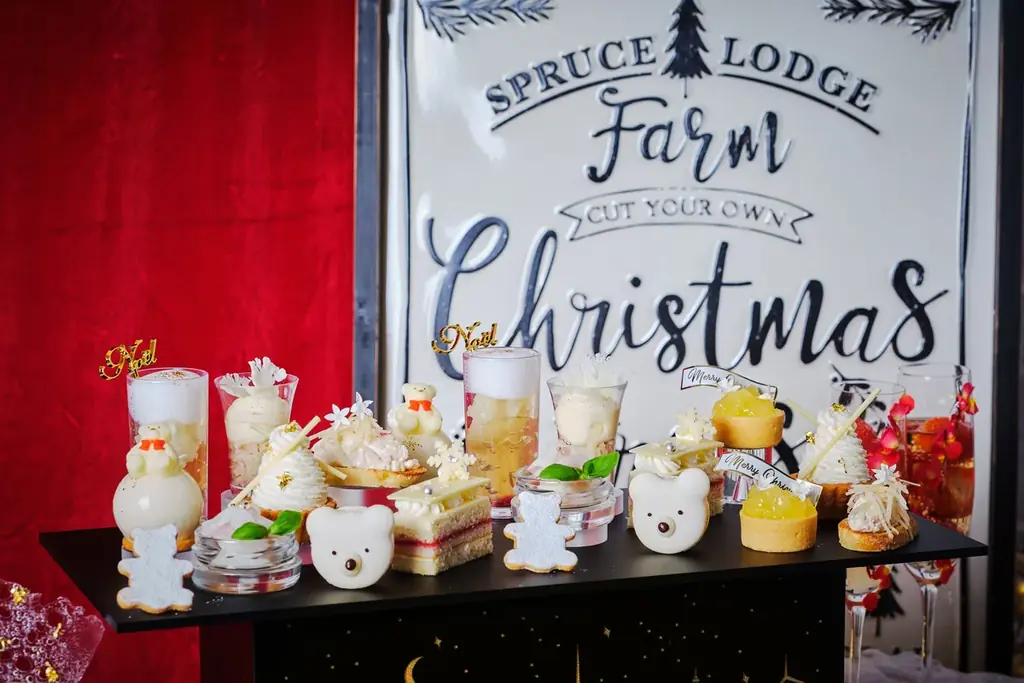 真っ白な雪が降り積もる幻想的な冬景色と愛らしい白くまが主役のクリスマススイーツ『ホワイトベアのクリスマスアフタヌーンティー』全国5都市で期間限定販売 画像 3