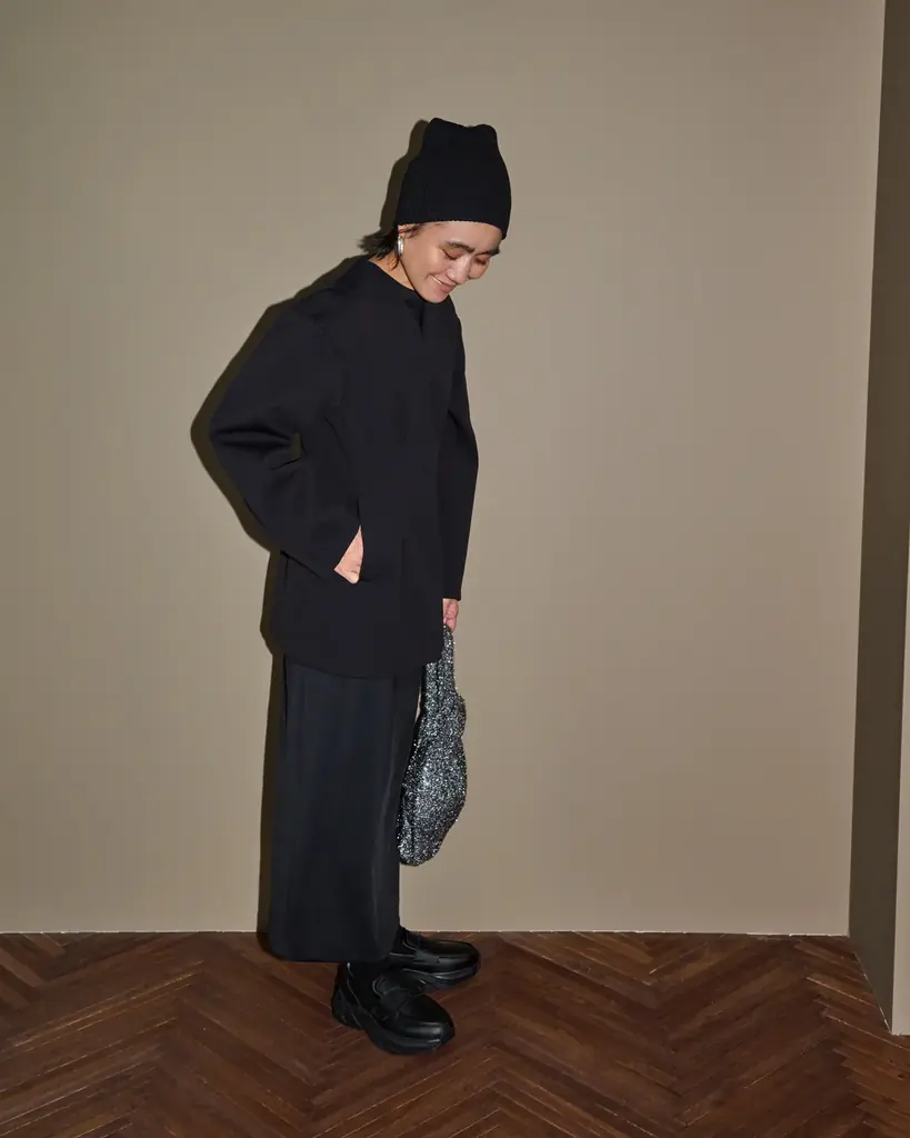 【emmi(エミ)】スタイリスト・金子綾さんとのコラボレーションコレクションを発売！ホリデームードを高める初のフォーマルライン＜11月6日(木)オンライン先行予約＞ 画像 25