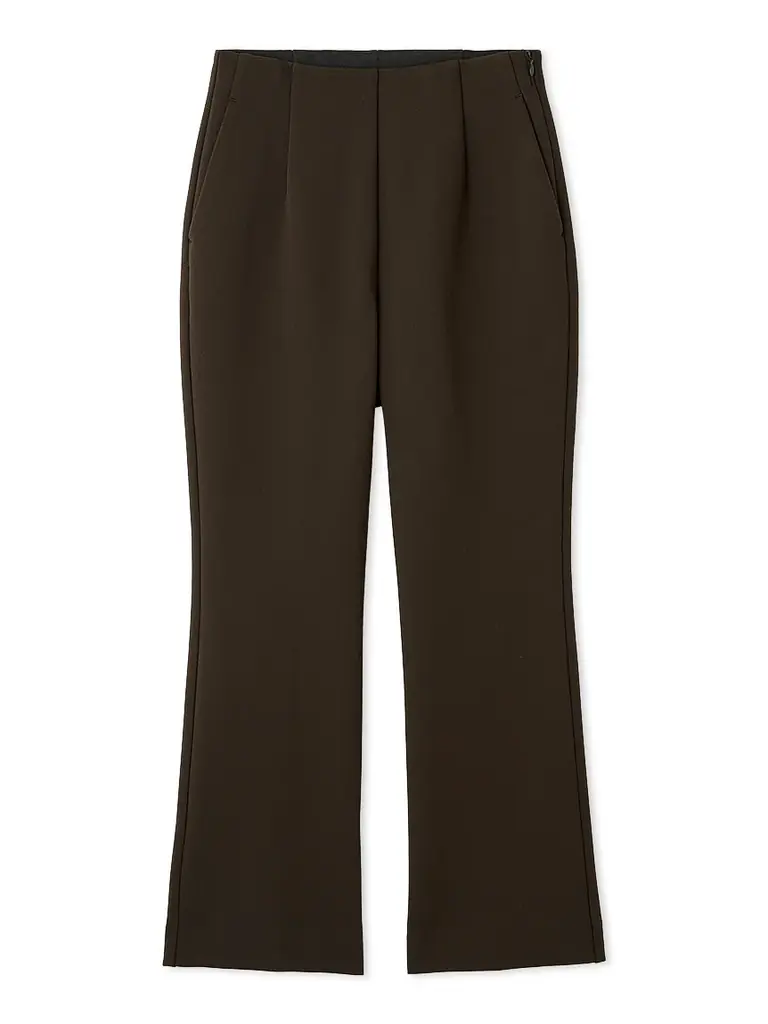 【emmi(エミ)】スタイリスト・金子綾さんとのコラボレーションコレクションを発売！ホリデームードを高める初のフォーマルライン＜11月6日(木)オンライン先行予約＞ 画像 6