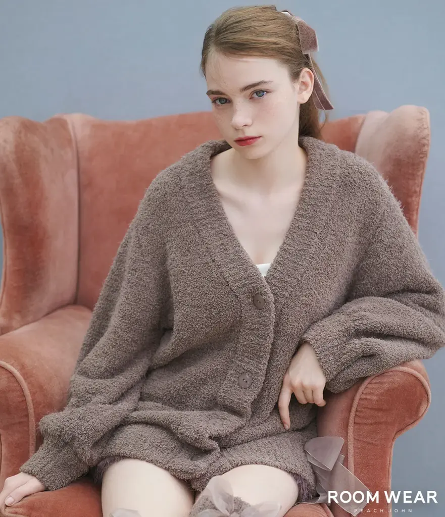 【PEACH JOHN ROOM】リボンをモチーフにしたあったかルームウェアを揃えたHOLIDAY COLLECTIONを発売。 画像 17