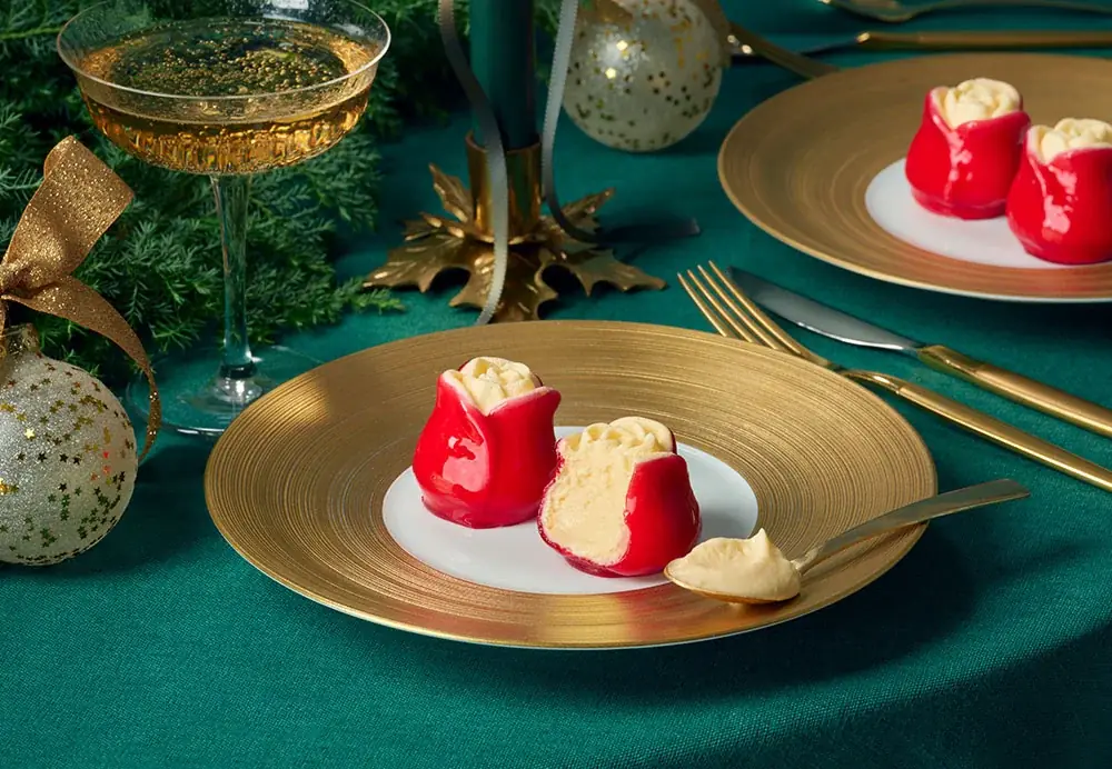 とろっと“半生食感”チーズケーキ『チーズローズ・マリィ』がクリスマス予約受付を開始。バターとチーズの甘い香りに溢れる【TOKYOチューリップローズ】 画像 2