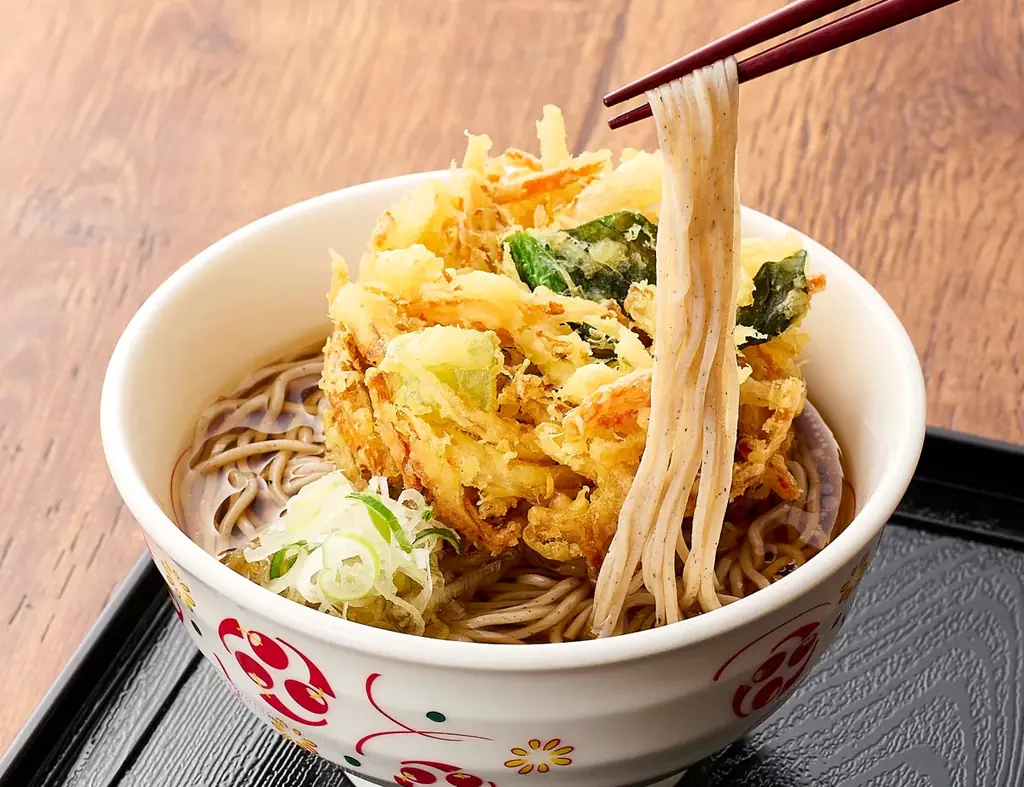 1年間の感謝を込めて年越しそば2箱4食入りを抽選で100名さまへプレゼント「いろり庵きらく」公式Xで11月11日（火）10:00キャンペーンスタート！ 画像 4