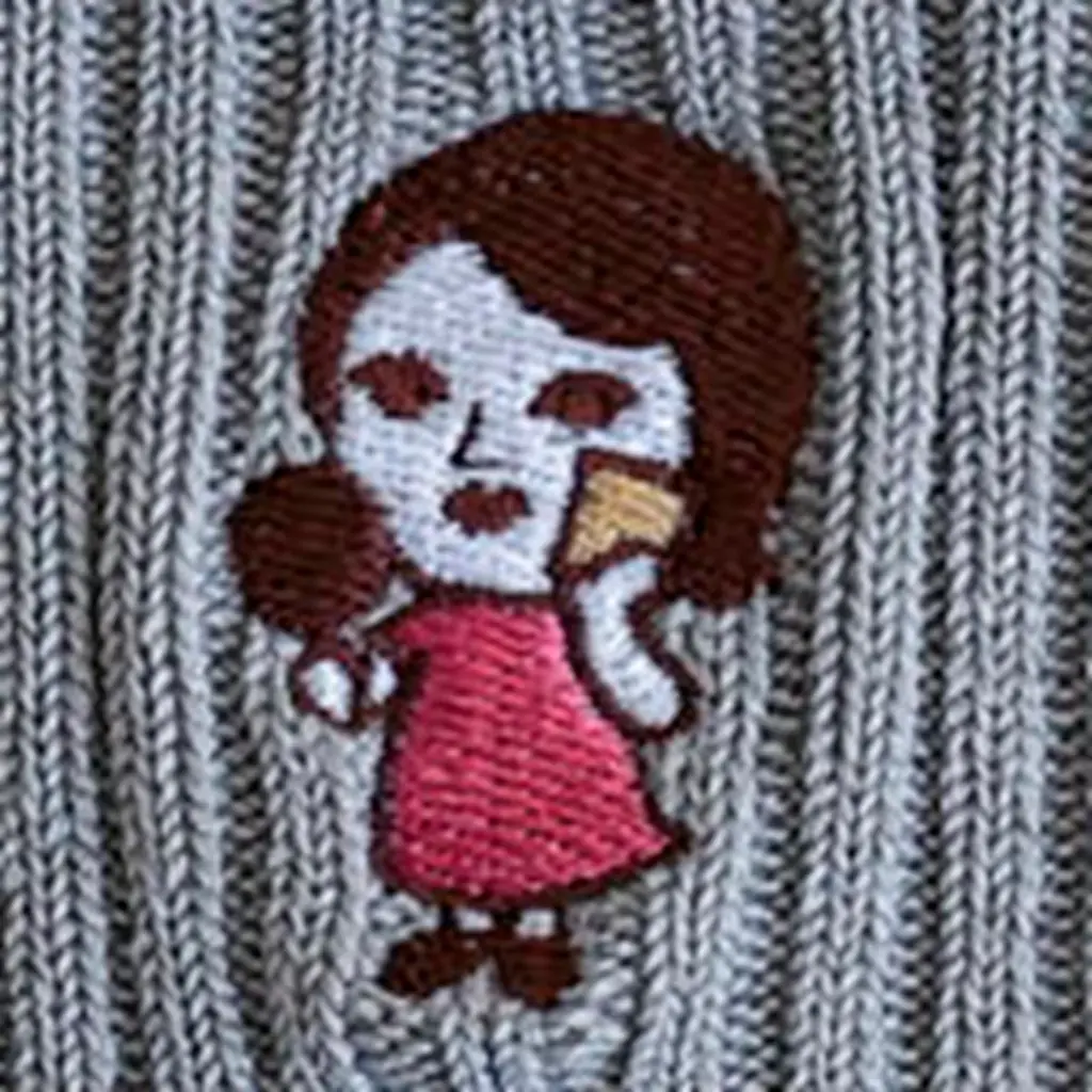 「よーじや」×「靴下屋」コラボ企画第４弾、「よじこ」刺繍ソックス計３種類を、2025年11月14日（金）から「靴下屋」の京都市内２店舗と、「よーじや」の17店舗＋公式オンラインショップで販売 画像 3