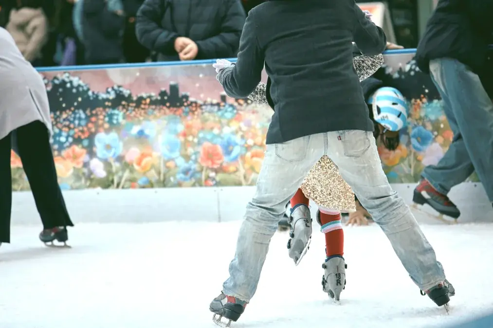 ムーミン谷の仲間たちのアートと共に楽しむ『二子玉川ライズ スケートガーデン 2025』開催決定！ 画像 2