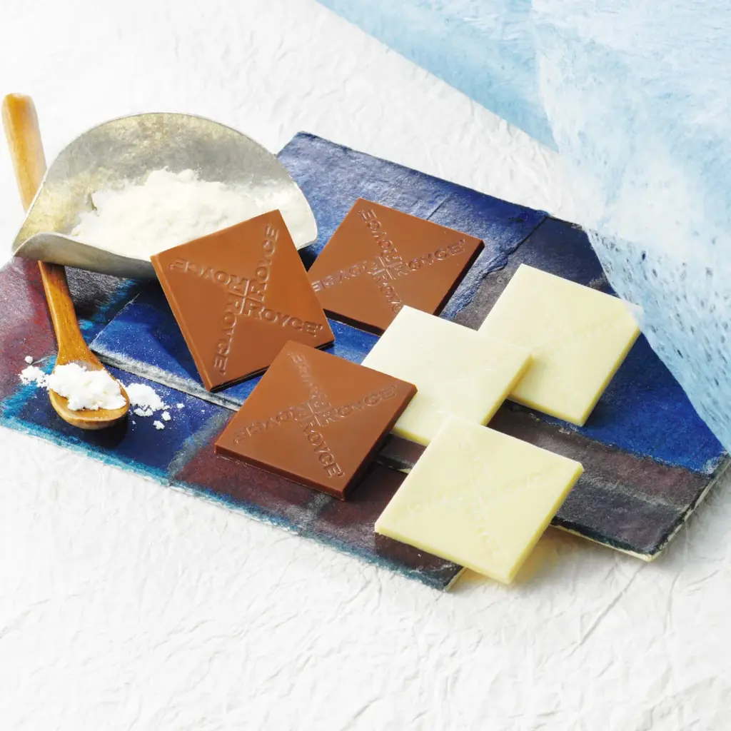 【ロイズ】東北・北陸・東海・近畿・中国・四国・九州地方を巡るロイズ「移動販売車」。11月のおすすめ商品や出店予定のご紹介。クリスマス限定品も販売。 画像 11