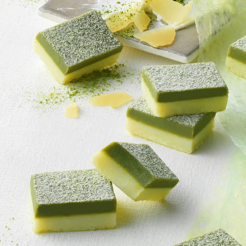 【ロイズ】東北・北陸・東海・近畿・中国・四国・九州地方を巡るロイズ「移動販売車」。11月のおすすめ商品や出店予定のご紹介。クリスマス限定品も販売。 画像 7