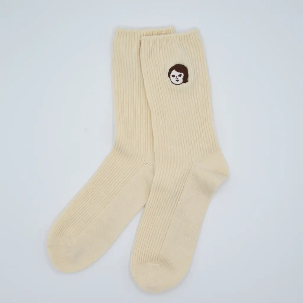 「よーじや」×「靴下屋」コラボ第4弾「よじこ」がモチーフになった3タイプの刺繍ソックスが登場 画像 2