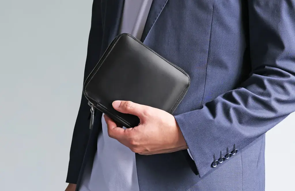 創業95周年のバンビが95周年記念アップルウォッチ用バンド＆バンドケースを限定発売！ 画像 5