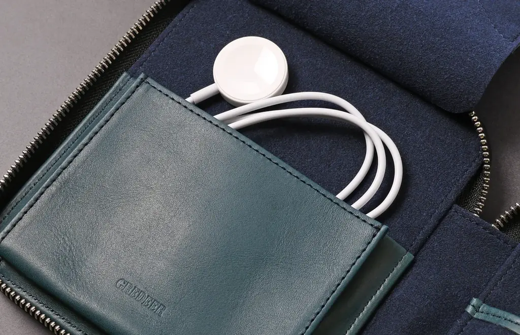 創業95周年のバンビが95周年記念アップルウォッチ用バンド＆バンドケースを限定発売！ 画像 6