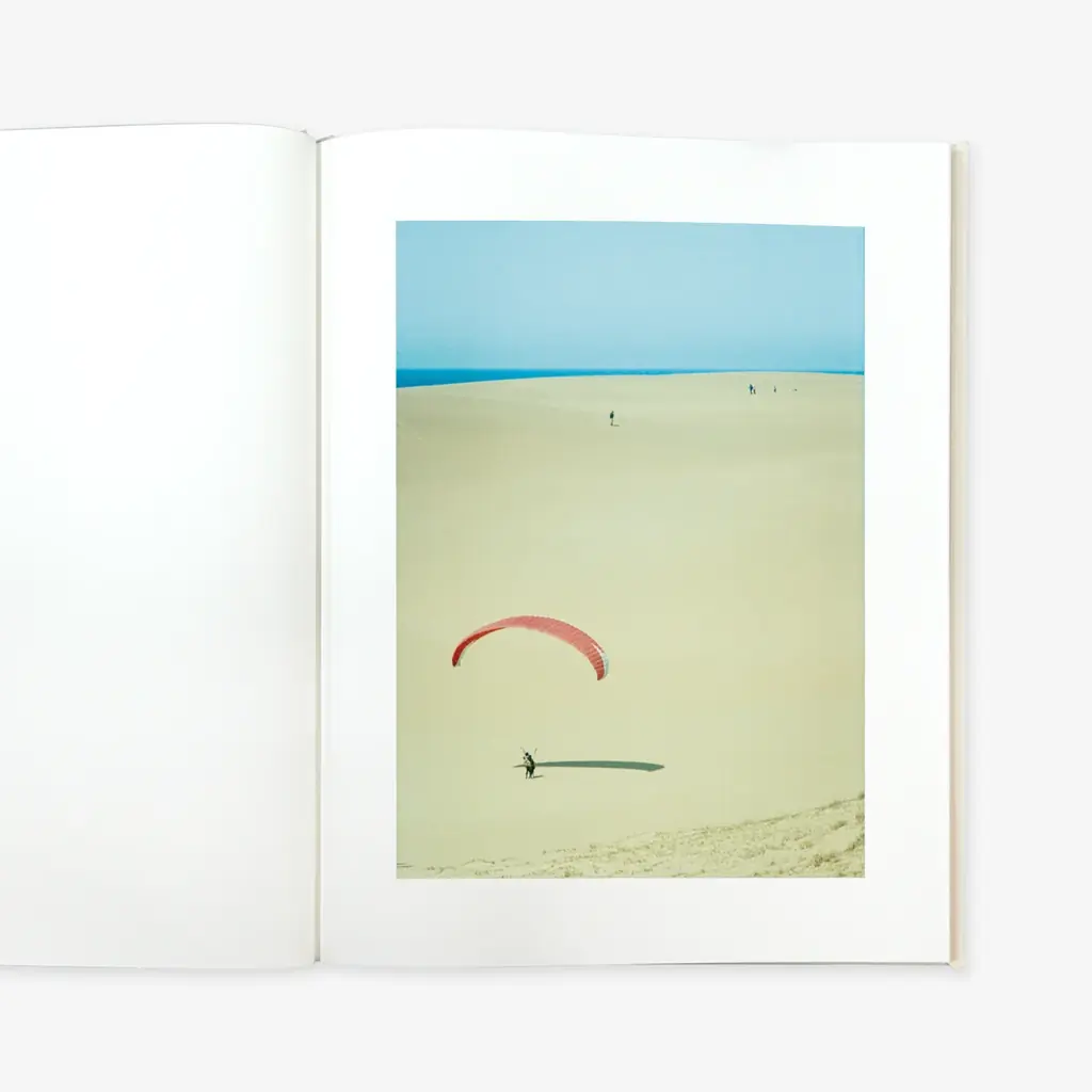 野口里佳『虹』、印刷会社発の出版レーベル「YAMADA Book Publishing」より刊行 画像 6