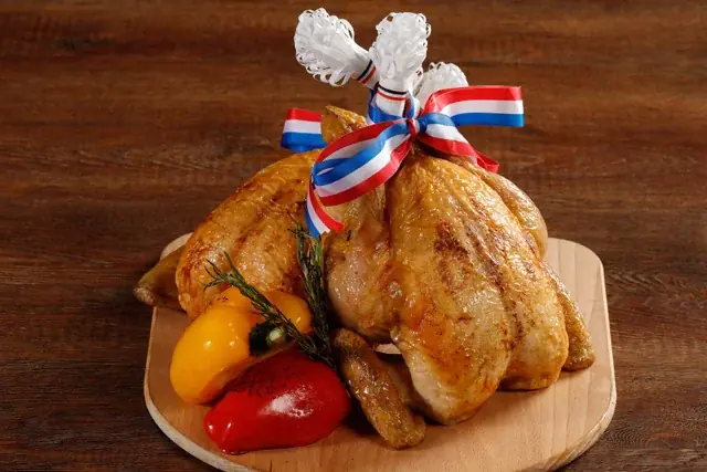 【ホテル近鉄ユニバーサル・シティ】『ヨーロッパ冬のスペシャルグルメフェア ～クリスマス&ニューイヤー～』開催 画像 2