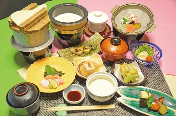 奈良グルメをお得に楽しんで豪華商品も狙おう♪奈良のフリーペーパー「ならリビング」が、読者特典とモバイルスタンプラリーを11月7日から開催！ 画像 10