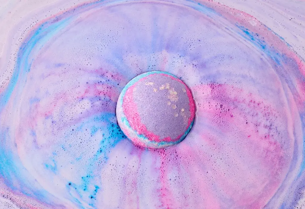 クリスマスシーズンを彩るLUSHのバスアイテム過去最多のクリスマスコレクション78種とギフトボックス42種人気ランキングTOP5をお届け！ 画像 1