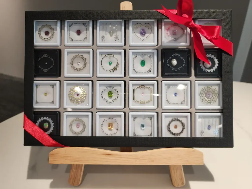 毎月2石の誕生石と宝石の物語をお届けするサブスクリプション 「宝石たちと紡ぐ12ヶ月」11月14日（いい石の日）より再販決定！ 画像 4