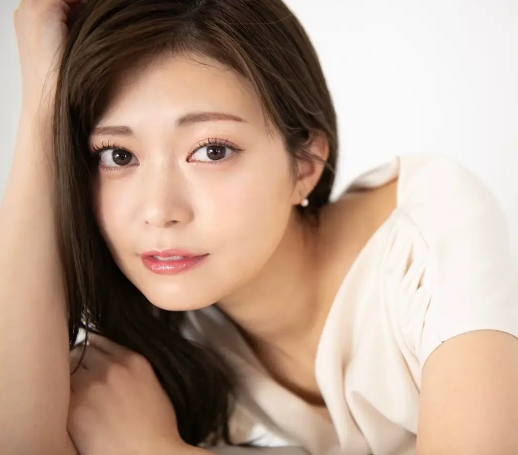 11/14(金)、AKB48の元メンバーで、現在は女優・タレントとして活動する前田亜美氏とFREAK’S STOREのコラボレーションアイテムが販売開始！ユニセックスで着用可能なアイテムも。 画像 10