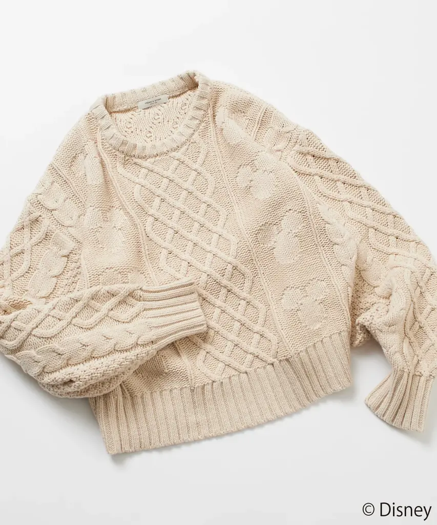 11/14(金)、AKB48の元メンバーで、現在は女優・タレントとして活動する前田亜美氏とFREAK’S STOREのコラボレーションアイテムが販売開始！ユニセックスで着用可能なアイテムも。 画像 6