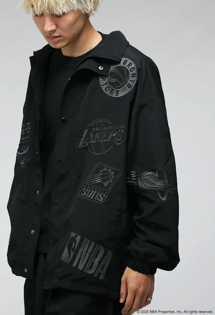 【11/8発売開始】ついに解禁。NBA公式コラボ！刺繍で魅せる、”本物”を纏う大人のモードジャケット「LOGO EMBROIDERED JACKET」リリース 画像 4