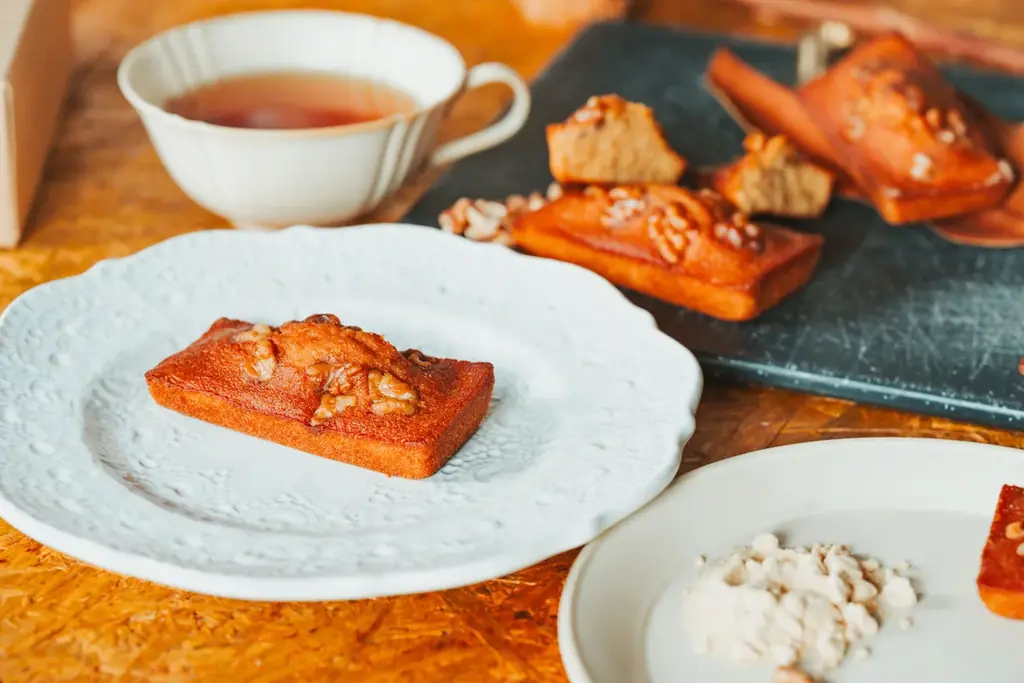 蔵前の焼きたてカヌレ専門店「KURAMAE CANNELÉ」、蔵前本店・エキュート上野店で冬限定「メープルフィナンシェ」登場 画像 1