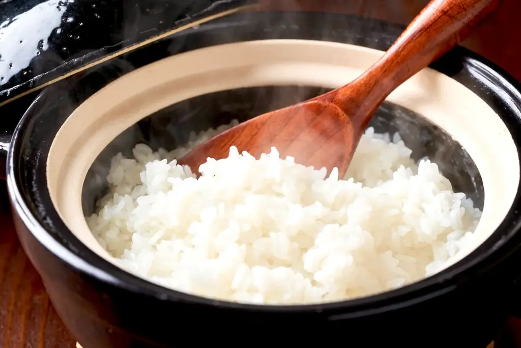 【物価高に負けない“まちの味方”】焼き鳥と油そばの専門店としてリニューアルオープン！「焼き鳥と油そば 大森屋 野方店」2025年11月より始動 画像 3