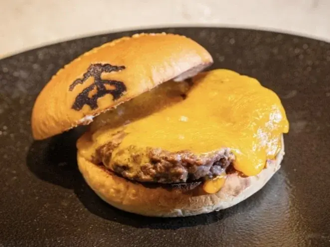 “動くウルフギャング・ステーキハウス”「ウルフギャング・ステーキハウス ポータブルキッチン」が丸の内・仲通りに登場 画像 3