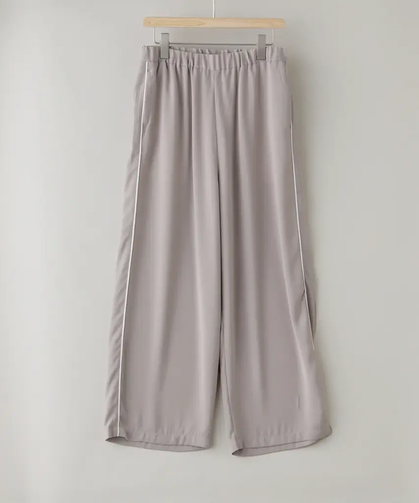 ナノ・ユニバースからはっとり（マカロニえんぴつ）とのコラボアイテム第二弾となるスペシャルな「パジャマセットアップ」を発売！ 画像 7