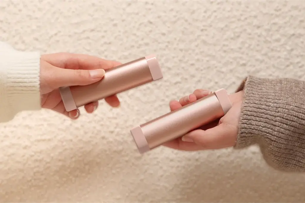 雑誌・テレビでも掲載！累計1,000名以上のインフルエンサーさんが紹介されるHAGOOGI充電式カイロ「OT-96H」が再入荷！ 画像 8