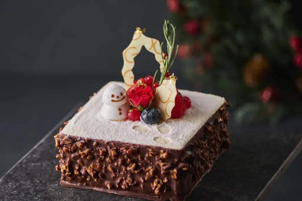 【ジャン・ジョルジュ トウキョウ】白銀の世界をイメージした「JG クリスマスケーキ 2025」発売 画像 1