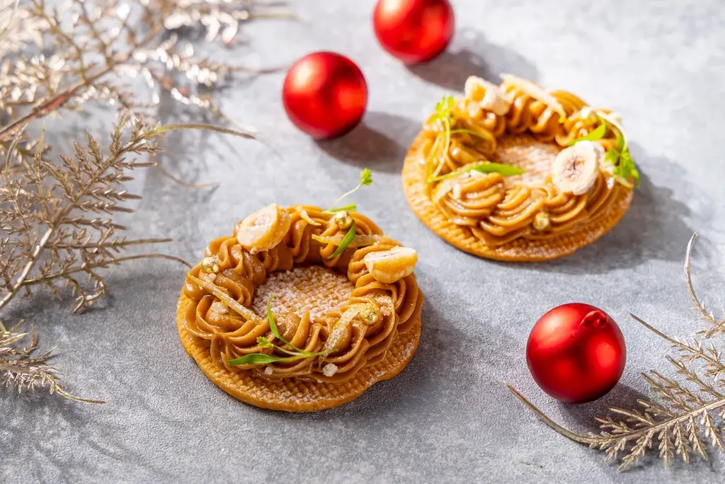 プルマン東京田町が贈る甘く贅沢な「クリスマスアフタヌーンティー」ジンジャーブレッドマンやクリスマスギフトのミニケーキがホリデーシーズン限定登場 画像 7