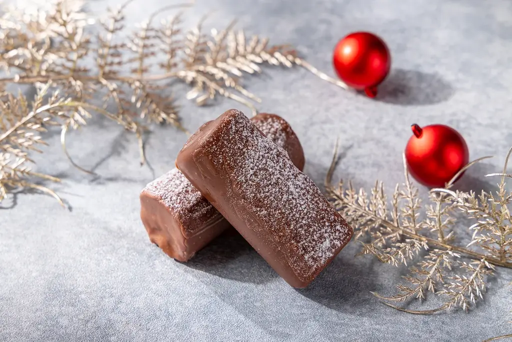 プルマン東京田町が贈る甘く贅沢な「クリスマスアフタヌーンティー」ジンジャーブレッドマンやクリスマスギフトのミニケーキがホリデーシーズン限定登場 画像 9